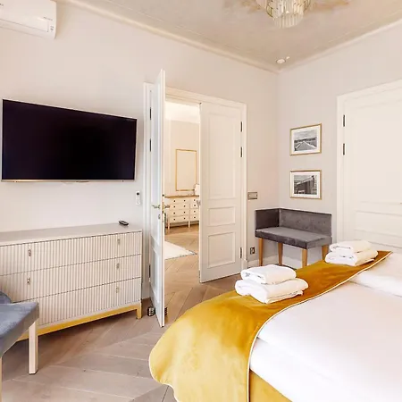 Διαμέρισμα Pod Orlem Monte 37 *